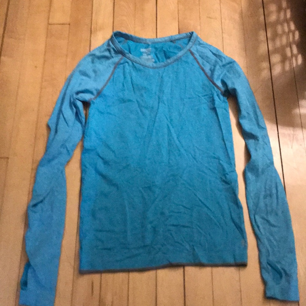Danskin Dri More Long Sleeved Top
